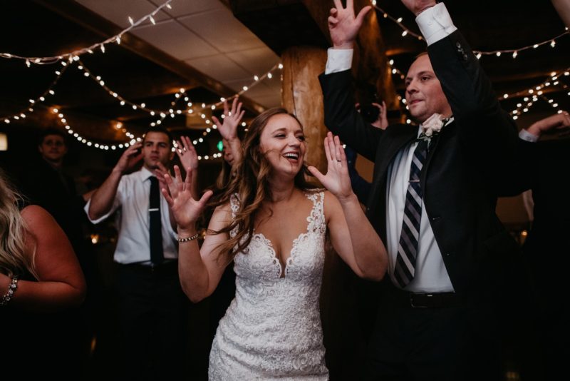 Rustic Chic Seven Springs Pittsburgh Wedding. For more wedding inspiration, visit burghbrides.com!