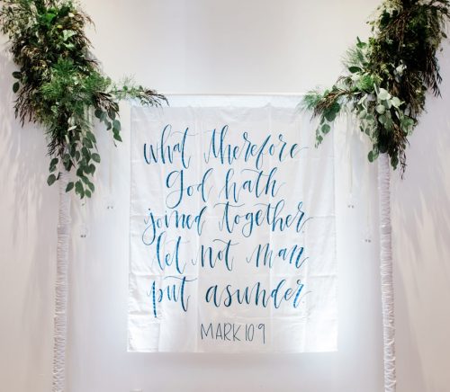 Navy, Burgundy, & Gold Pittsburgh Wedding at SLATE. For more wedding inspiration, visit burghbrides.com!
