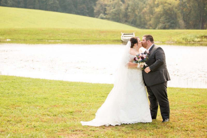 Vintage Fall Wedding at the White Barn. For more vintage wedding ideas, visit burghbrides.com!