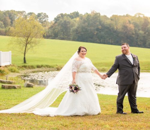 Vintage Fall Wedding at the White Barn. For more vintage wedding ideas, visit burghbrides.com!