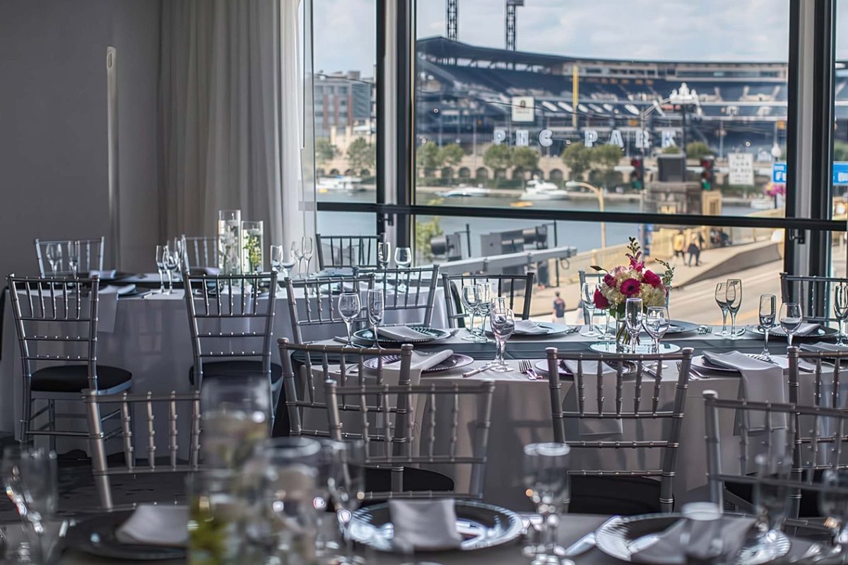 The Atterbury Hotel | PIttsburgh Wedding Venue | Burgh Brides