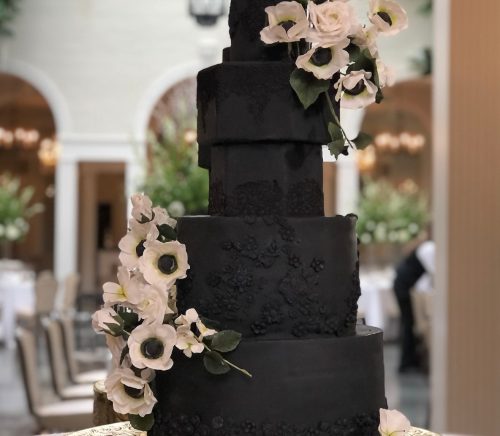 Cakes by Colby | Pittsburgh Wedding Cake Bakery | Burgh Brides