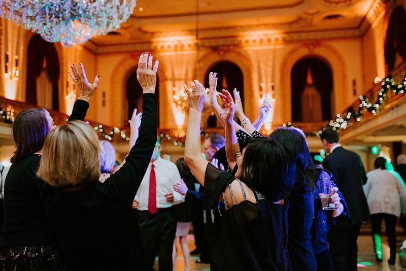 Oxblood & Gold Omni William Penn Hotel Wedding. For more December wedding inspiration, visit burghbrides.com!