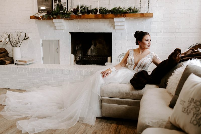 Meaningful Black & Gold Wedding at the Crowne Plaza Pittsburgh South. For more Pittsburgh wedding ideas, visit burghbrides.com!