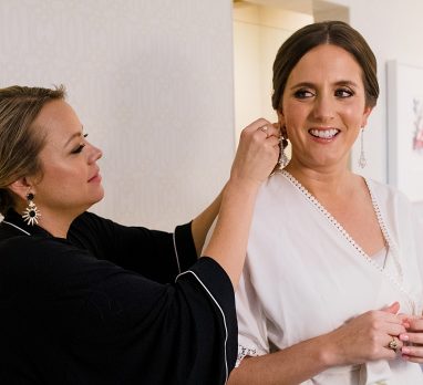 Uniquely Modern Hotel Monaco Wedding. For more modern wedding ideas, visit burghbrides.com!