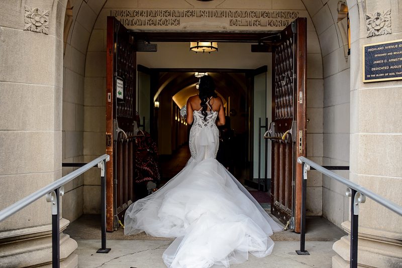 Glamorous Cultural Wedding at the Carnegie Museum. For more luxury wedding ideas, visit burghbrides.com!