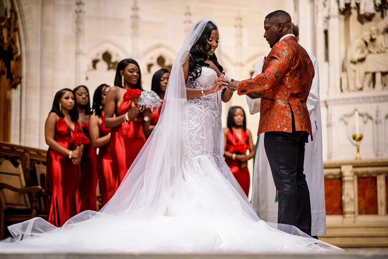 Glamorous Cultural Wedding at the Carnegie Museum. For more luxury wedding ideas, visit burghbrides.com!