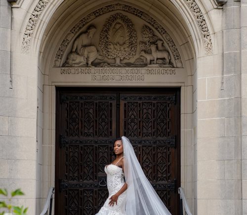 Glamorous Cultural Wedding at the Carnegie Museum. For more luxury wedding ideas, visit burghbrides.com!