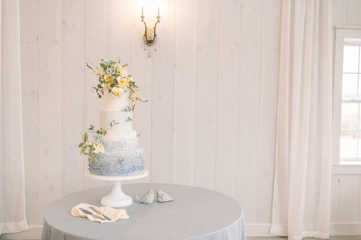 Alex Robba Cake | Pittsburgh Wedding Cake Baker | Burgh Brides