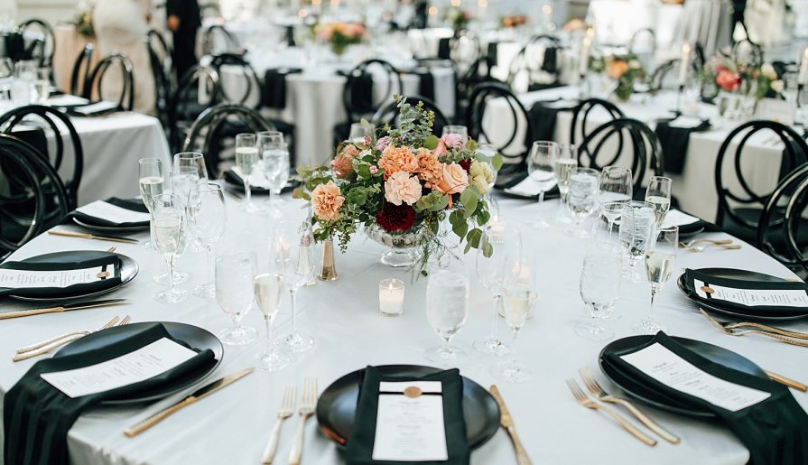 Free Spirited Yet Classic PPG Wintergarden Wedding. For more pretty unique ideas, visit burghbrides.com!