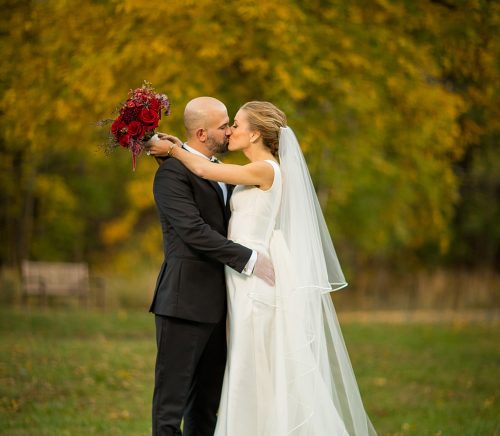 Red, Black, & Gold Pittsburgh Inspired Wedding at Omni Bedford Springs. For more fall wedding ideas, visit burghbrides.com!