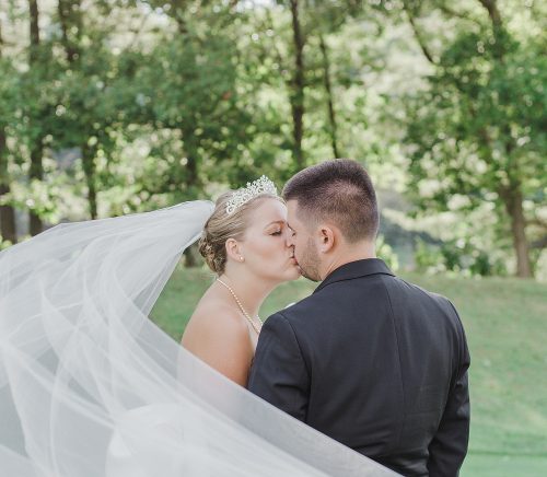 Timeless Black & White Wedding at Southpointe Golf Club. For more classic wedding ideas, visit burghbrides.com!