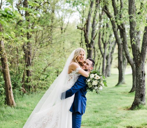 Clean & Classic Valley Brook Country Club Wedding. For more classic wedding ideas, visit burghbrides.com!