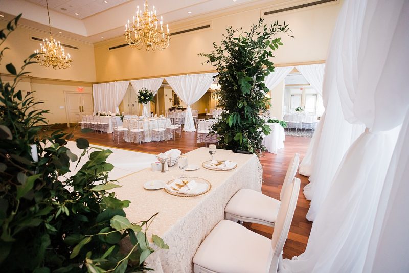 Clean & Classic Valley Brook Country Club Wedding. For more classic wedding ideas, visit burghbrides.com!