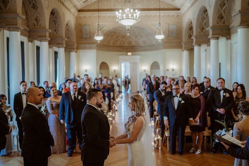 Chic Family-Focused Wedding at the DoubleTree Youngstown. For more elegant wedding ideas, visit burghbrides.com!