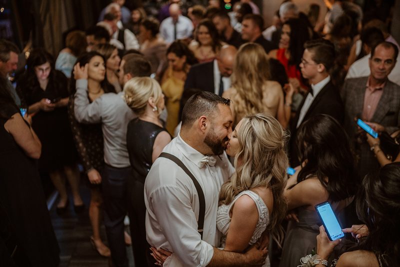 Chic Family-Focused Wedding at the DoubleTree Youngstown. For more elegant wedding ideas, visit burghbrides.com!