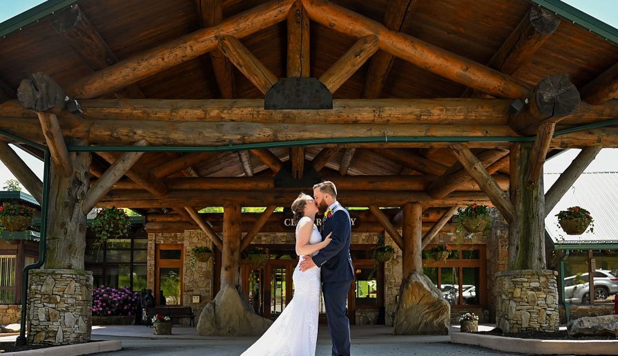 Seven Springs Wedding with Bold Colors. For more colorful wedding ideas, visit burghbrides.com!