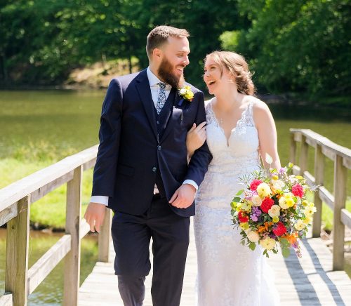 Seven Springs Wedding with Bold Colors. For more colorful wedding ideas, visit burghbrides.com!