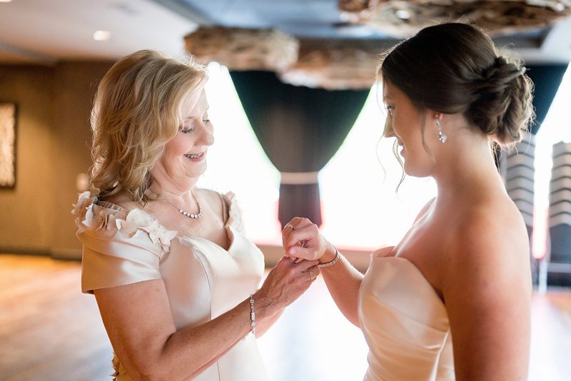 Modern Monochromatic Wedding at the Wintergarden at PPG Place. For more modern wedding ideas, visit burghbrides.com!