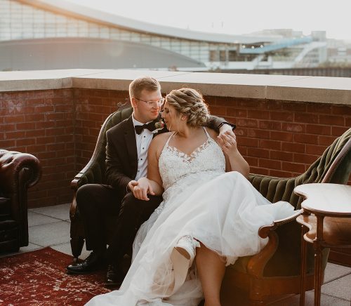 Playful Heinz History Center Wedding with Ribbon Details. For more Pittsburgh wedding ideas, visit burghbrides.com!