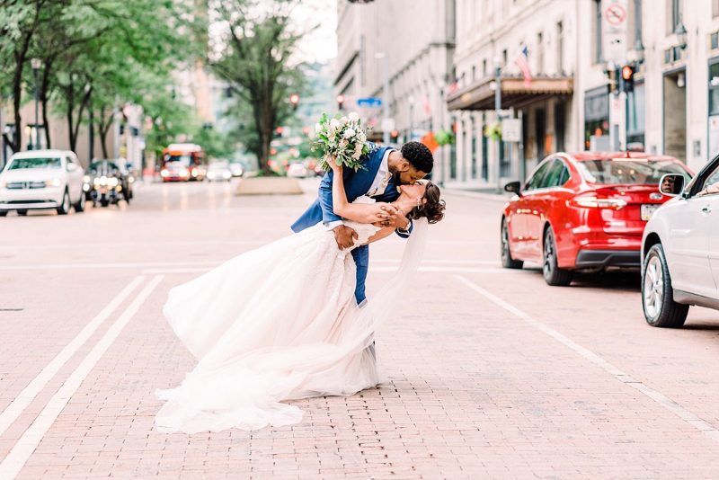DoubleTree by Hilton Hotel & Suites Pittsburgh Downtown - Pittsburgh Wedding Venue & Burgh Brides Vendor Guide Member