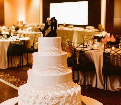 DoubleTree by Hilton Hotel & Suites Pittsburgh Downtown - Pittsburgh Wedding Venue & Burgh Brides Vendor Guide Member