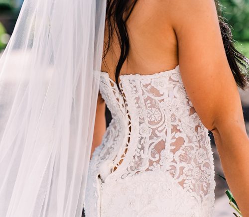 Classic Pittsburgh Inspired Wedding at Twelve Oaks Mansion. For more timeless wedding ideas, visit burghbrides.com!