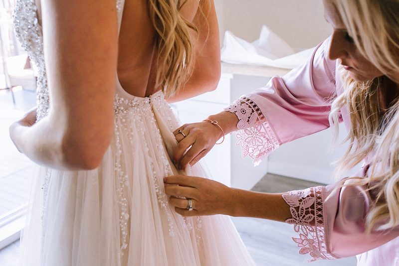 Boho Glam Wedding at Williams Golf & Country Club. For more fall wedding ideas, visit burghbrides.com!