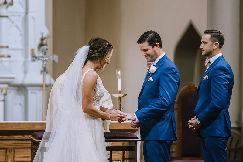 Boho Glam Wedding at Williams Golf & Country Club. For more fall wedding ideas, visit burghbrides.com!