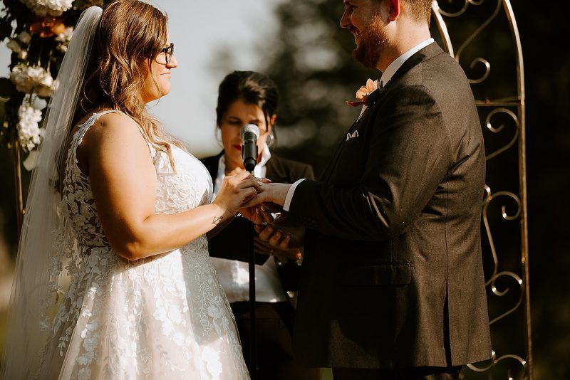 Edgewood Country Club Wedding with Nods to Pittsburgh. For more Pittsburgh wedding ideas, visit burghbrides.com!