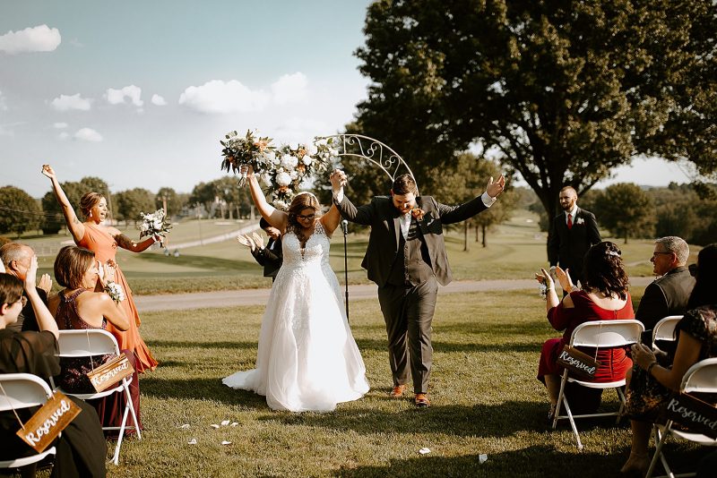 Edgewood Country Club Wedding with Nods to Pittsburgh. For more Pittsburgh wedding ideas, visit burghbrides.com!