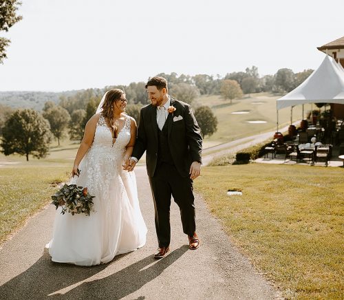 Edgewood Country Club Wedding with Nods to Pittsburgh. For more Pittsburgh wedding ideas, visit burghbrides.com!