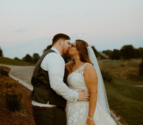 Edgewood Country Club Wedding with Nods to Pittsburgh. For more Pittsburgh wedding ideas, visit burghbrides.com!