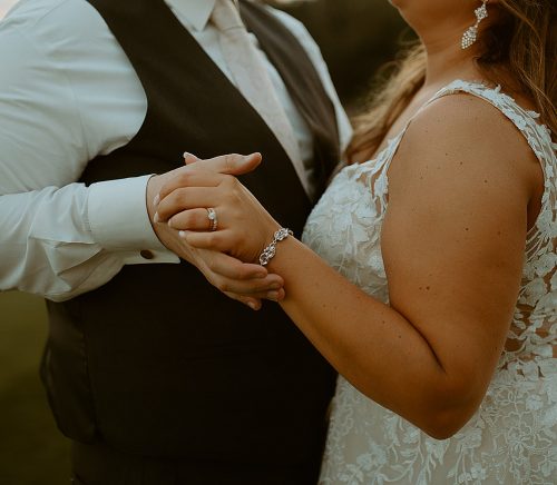 Edgewood Country Club Wedding with Nods to Pittsburgh. For more Pittsburgh wedding ideas, visit burghbrides.com!