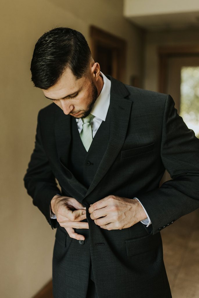 Willowbrook Wedding with Intimate Touches | Burgh Brides | Oakwood Photo + Video