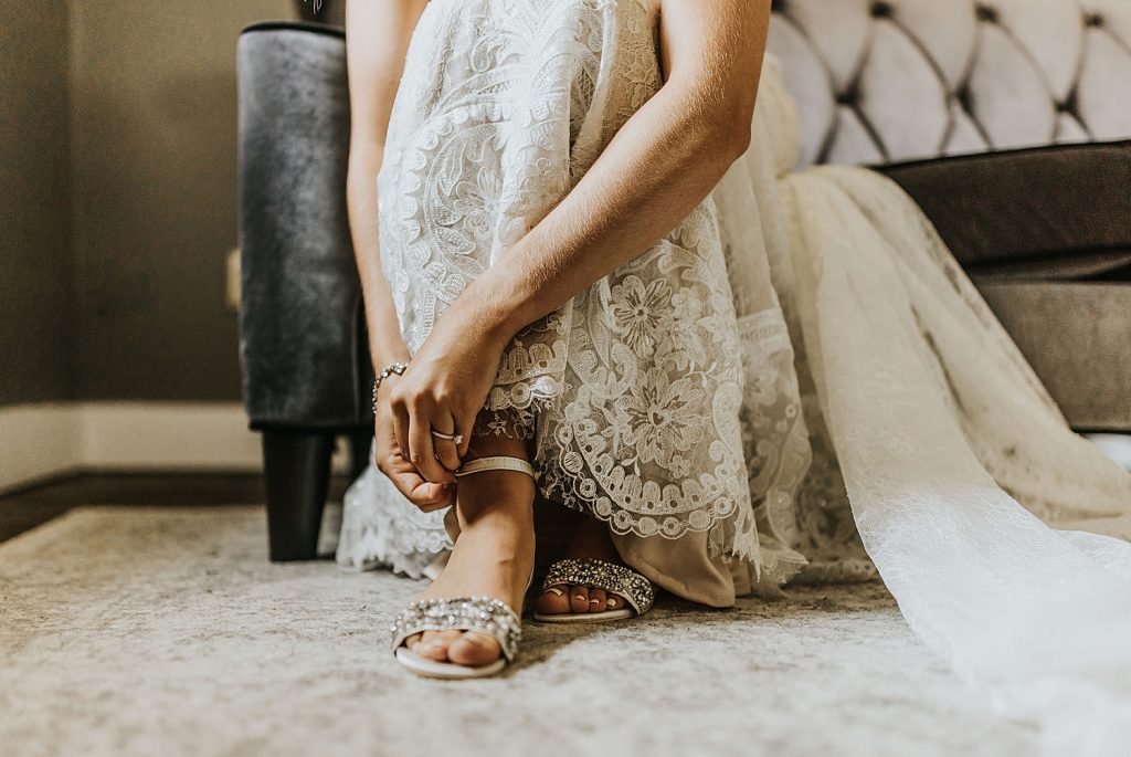 Willowbrook Wedding with Intimate Touches | Burgh Brides | Oakwood Photo + Video