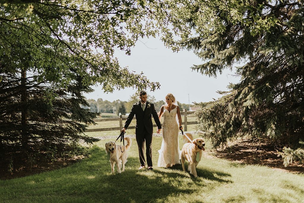 Willowbrook Wedding with Intimate Touches | Burgh Brides | Oakwood Photo + Video