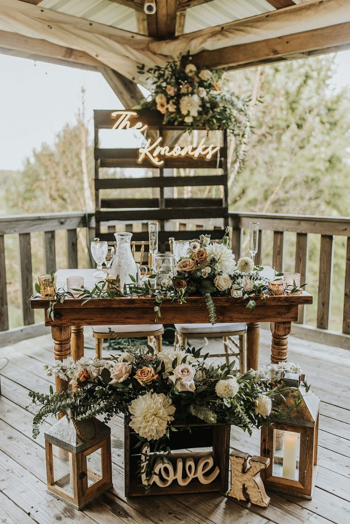 Willowbrook Wedding with Intimate Touches | Burgh Brides | Oakwood Photo + Video