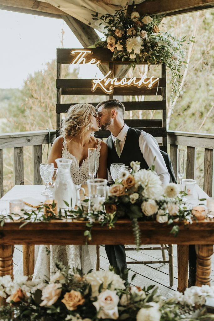 Willowbrook Wedding with Intimate Touches | Burgh Brides | Oakwood Photo + Video