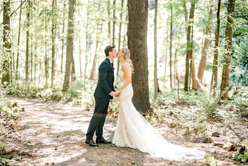 Jewel-Toned Wedding at the Pittsburgh Field Club. For more classic wedding ideas, visit burghbrides.com!