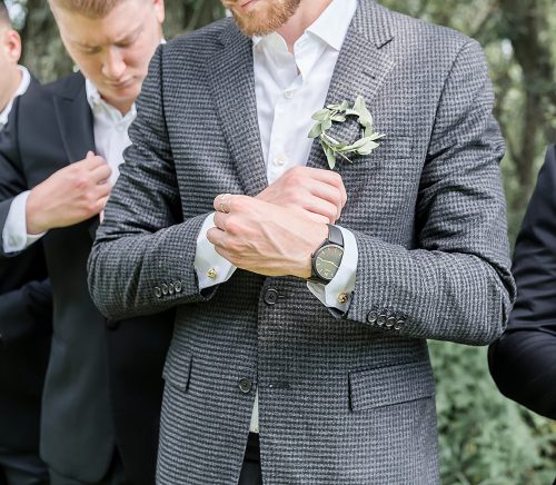 Stunning Lakeside Wedding at Bramblewood. For more rustic wedding ideas, visit burghbrides.com!