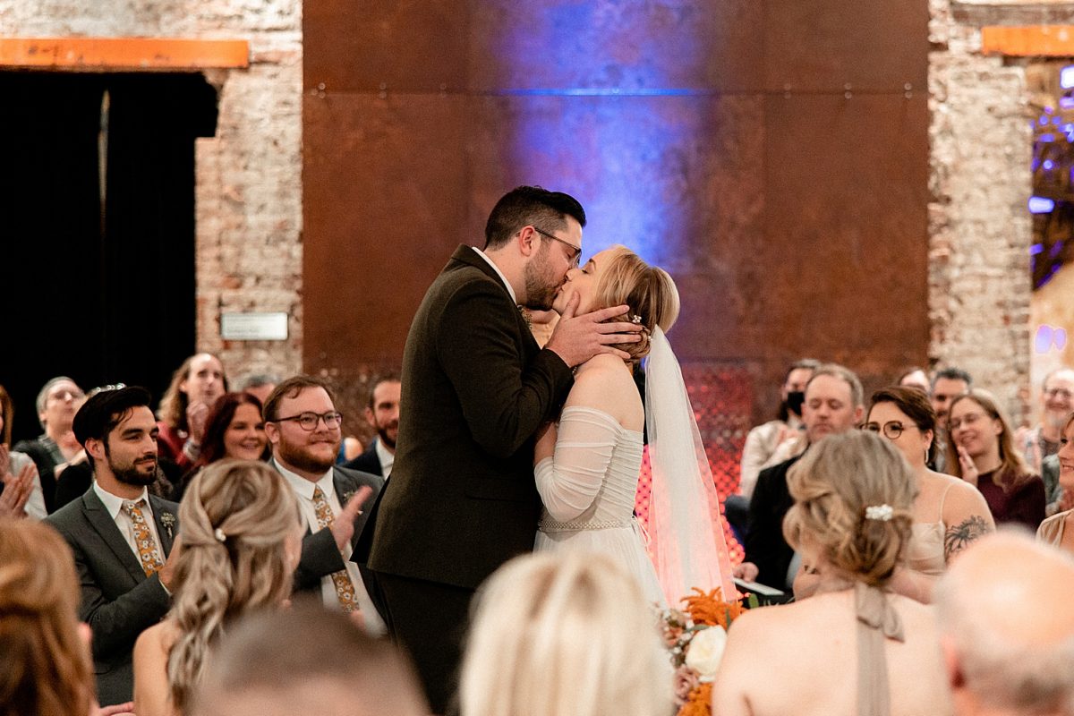 Artistic DIY Wedding at MuseumLab | Burgh Brides | Alexa Frankovitch Photography