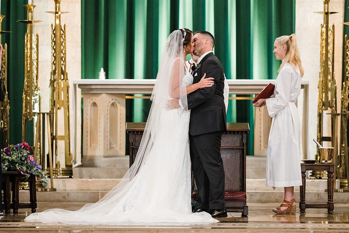 Modern & Bold Riverfront Weddings Celebration | Burgh Brides | Steven Dray Photography