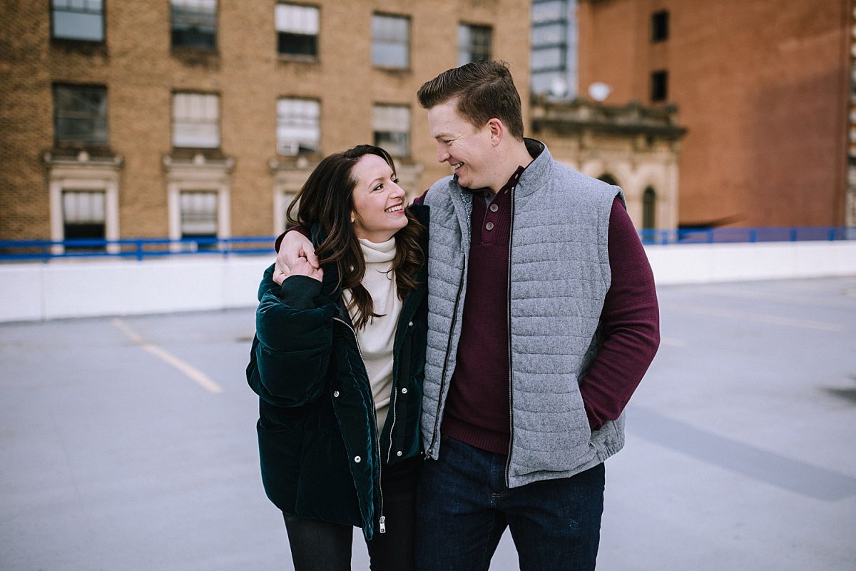 Christmasy Downtown Pittsburgh Engagement Session | Burgh Brides | Kaitlin Powell Photography