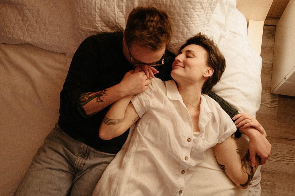 Cozy Cabin Engagement Session | Burgh Brides | Whitling Photography