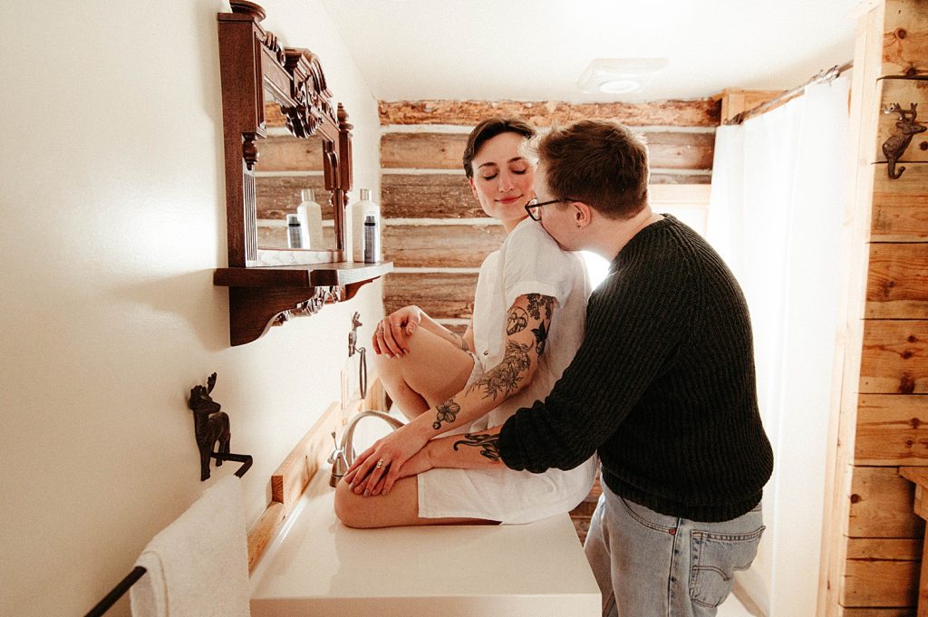 Cozy Cabin Engagement Session | Burgh Brides | Whitling Photography