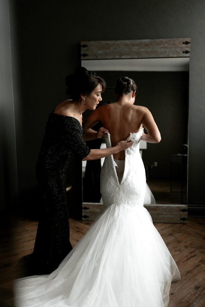 Emerald Green Wedding at The Renaissance | Burgh Brides | Lex King Photography