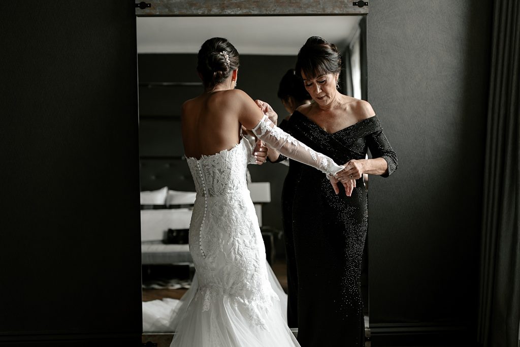 Emerald Green Wedding at The Renaissance | Burgh Brides | Lex King Photography