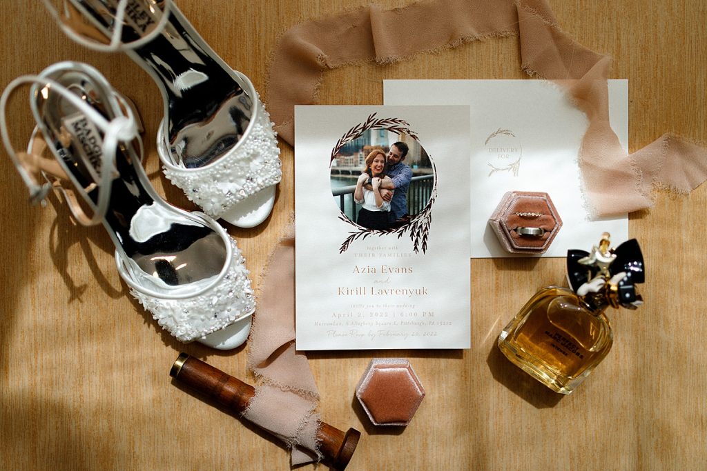 Laid Back Moody MuseumLab Wedding | Burgh Brides | Alexa Frankovitch Photography