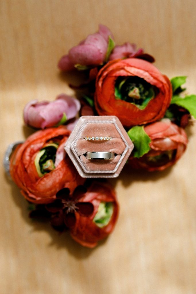 Laid Back Moody MuseumLab Wedding | Burgh Brides | Alexa Frankovitch Photography